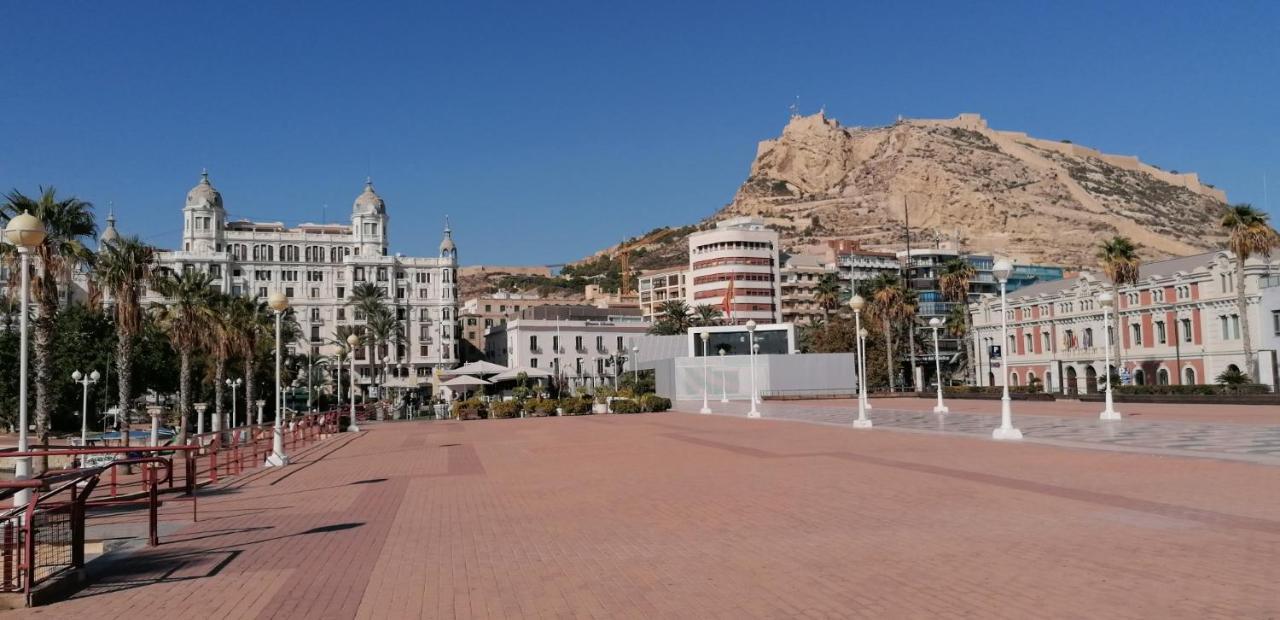 Piso Casco Historico Alicante Esterno foto